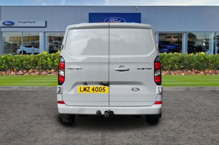 2026 Ford Transit Custom - photo 13