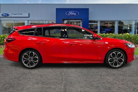 2023 Ford Focus - photo 3