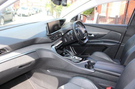 2022 Peugeot 5008 - photo 8