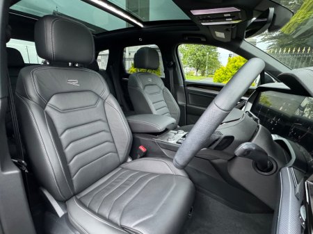 2024 Volkswagen Touareg - photo 11