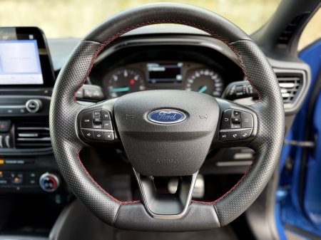 2020 Ford Focus - photo 14