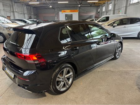 2024 Volkswagen Golf - photo 8