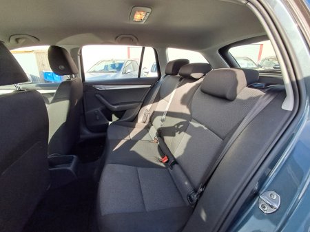 2016 Skoda Octavia - photo 14