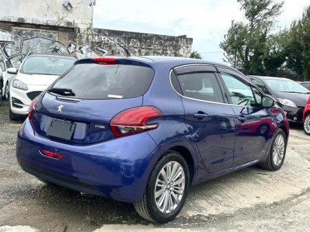 2016 Peugeot 208 - photo 4