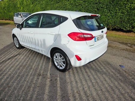 2018 Ford Fiesta - photo 6