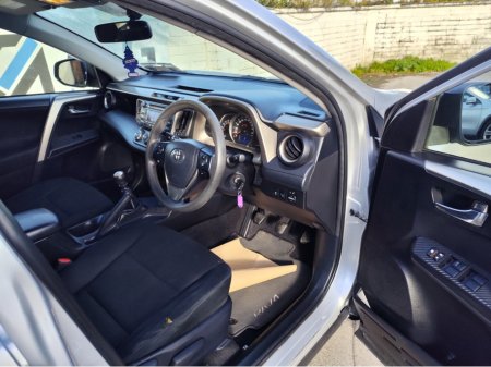 2014 Toyota RAV4 - photo 9