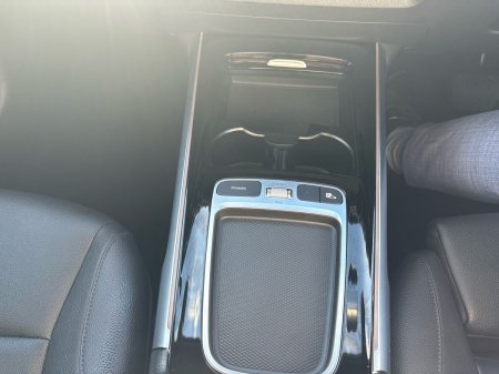 2025 Mercedes-Benz 250 - photo 21