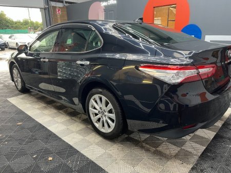 2021 Toyota Camry - photo 5