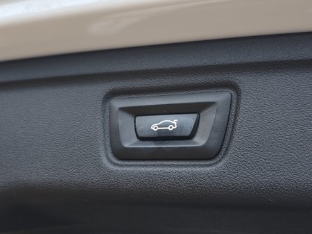 2021 BMW 3-Series - photo 24