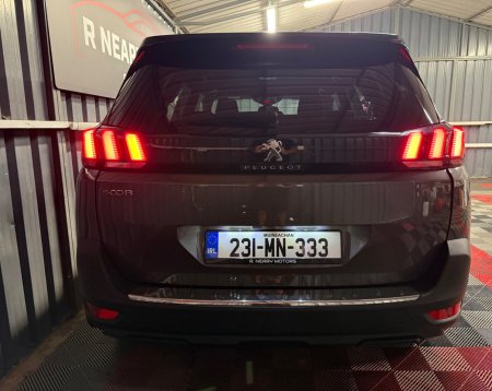2023 Peugeot 5008 - photo 2