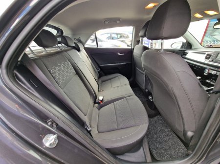 2017 Kia Rio - photo 30