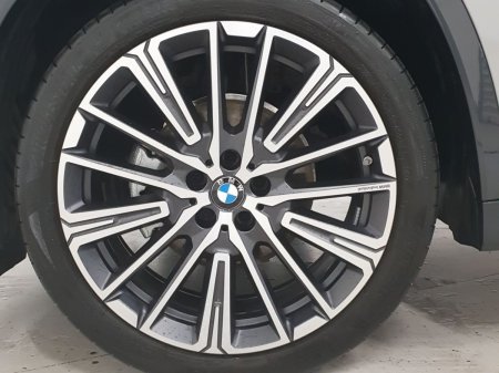 2026 BMW iX1 - photo 14