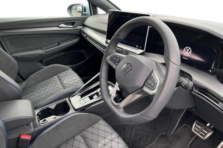 2026 Volkswagen Golf - photo 9