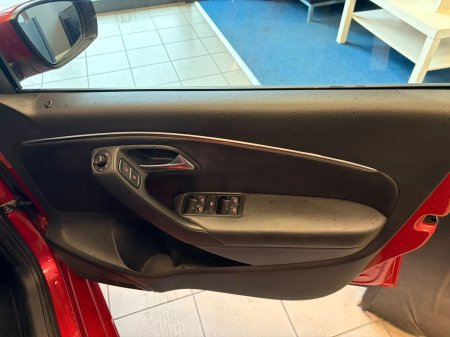 2017 Volkswagen Polo - photo 36