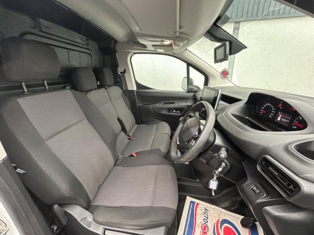 2021 Peugeot Partner - photo 11