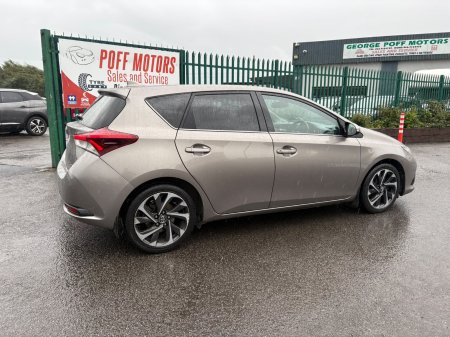 2016 Toyota Auris - photo 5
