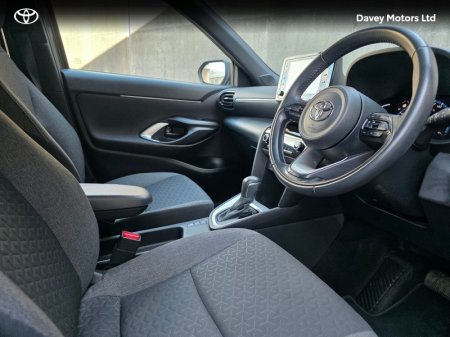 2024 Toyota Yaris Cross - photo 12