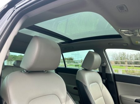 2021 Kia Sportage - photo 18
