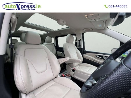 2023 Mercedes-Benz V-Class - photo 16