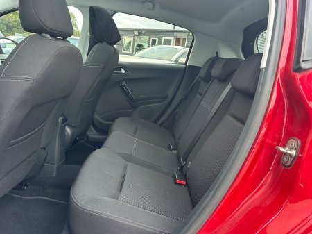 2017 Peugeot 208 - photo 15