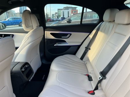 2026 Mercedes-Benz E-Class - photo 4