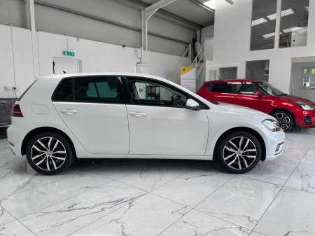 2019 Volkswagen Golf - photo 3