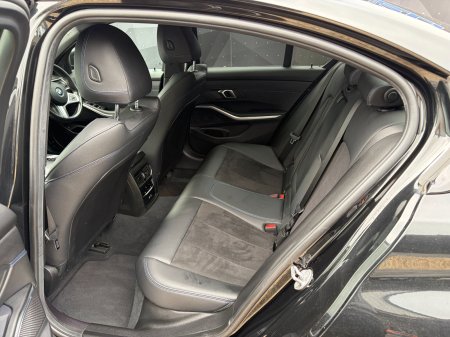 2024 BMW 3-Series - photo 11