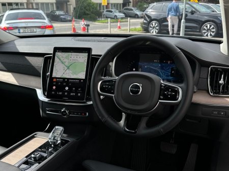 2025 Volvo XC90 - photo 16