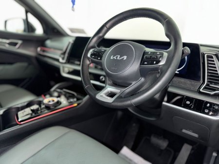 2025 Kia Sportage - photo 2