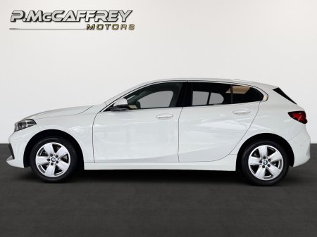 2021 BMW 1-Series - photo 8