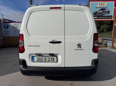 2020 Peugeot Partner - photo 5