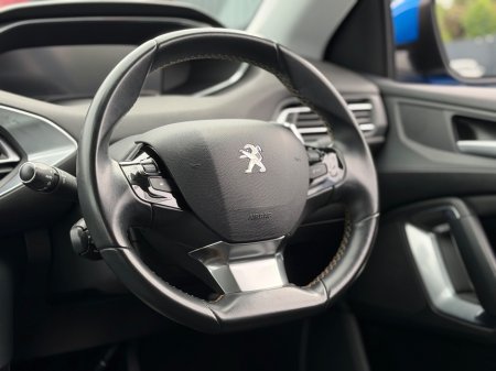 2021 Peugeot 308 - photo 12