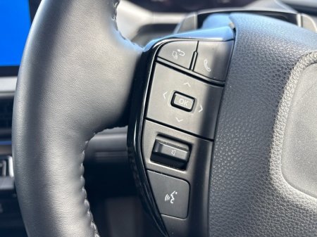 2025 Toyota Prius - photo 13