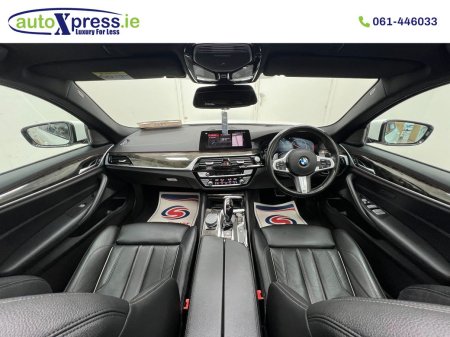 2019 BMW 5-Series - photo 2