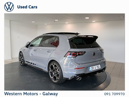 2025 Volkswagen Golf - photo 15