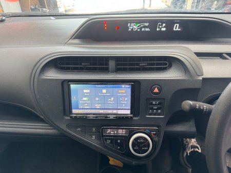 2021 Toyota Aqua - photo 9