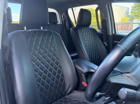 2021 Toyota Hilux - photo 8
