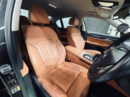 2017 BMW 7-Series - photo 10