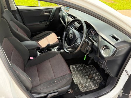 2013 Toyota Auris - photo 11