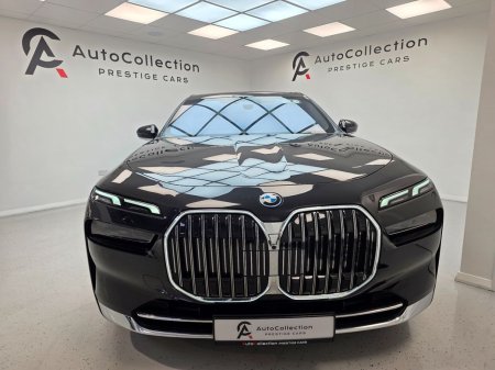 2023 BMW 7-Series - photo 2