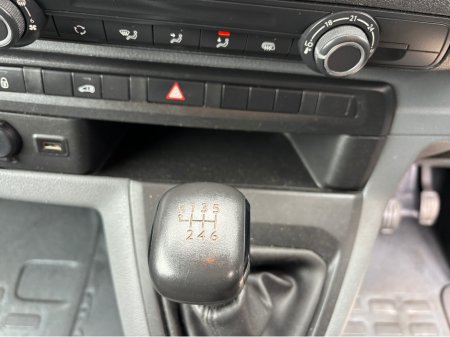 2022 Opel Vivaro - photo 5
