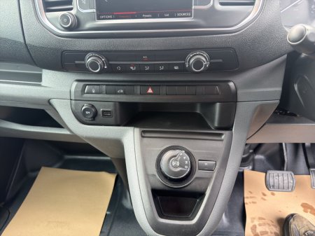 2023 Citroen Dispatch - photo 13