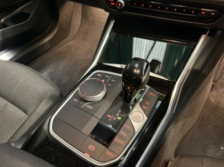 2022 BMW 3-Series - photo 13
