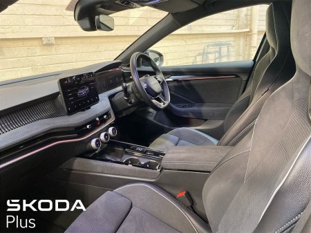 2025 Skoda Superb - photo 4