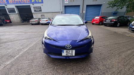 2016 Toyota Prius - photo 2