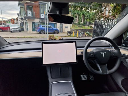 2023 Tesla Model Y - photo 8