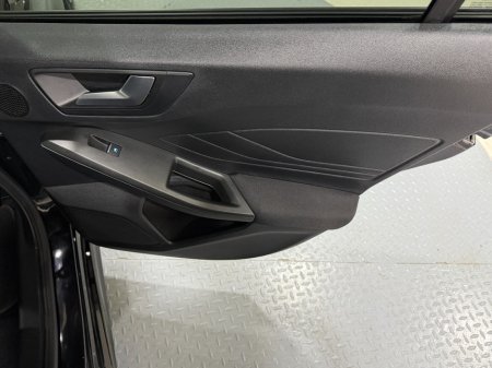 2023 Ford Focus - photo 19