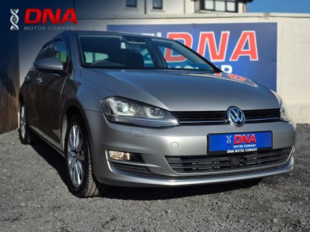 2016 Volkswagen Golf HIGHLINE - ONLY 18K KMS - AUTO