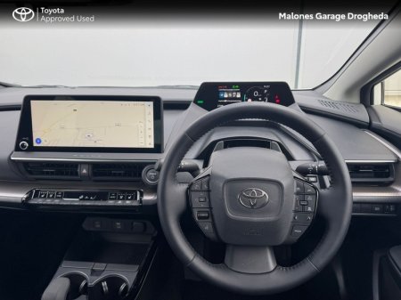 2025 Toyota Prius - photo 9