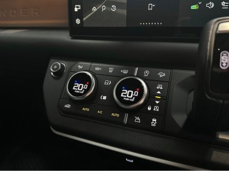 2025 Land Rover Defender - photo 27